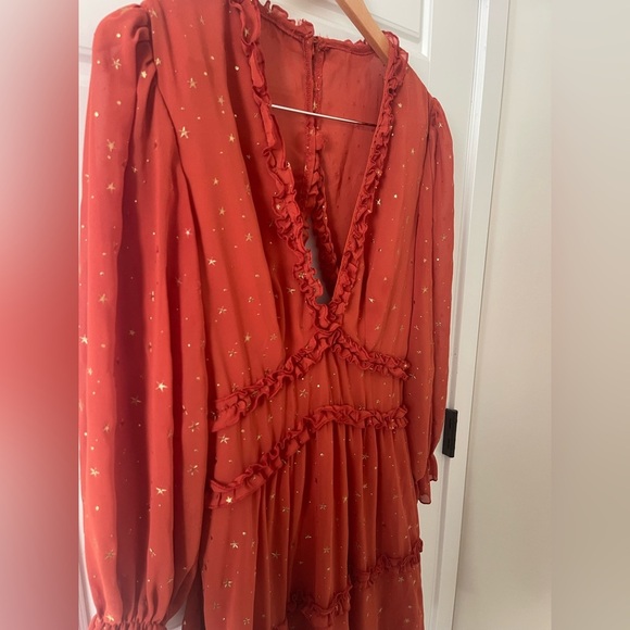 Ruffled V-Neck Dress | Amazon | Burnt Orange | M - Picture 6 of 12